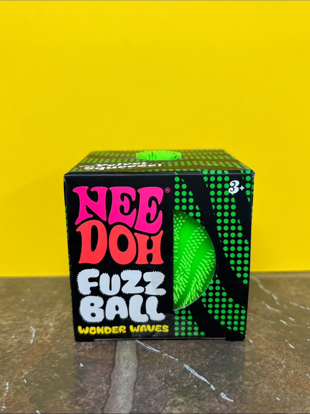 Needoh Fuzz ball - Green / New